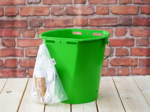 Ėriukų šėrimo kibiras / 6 siurbtukai